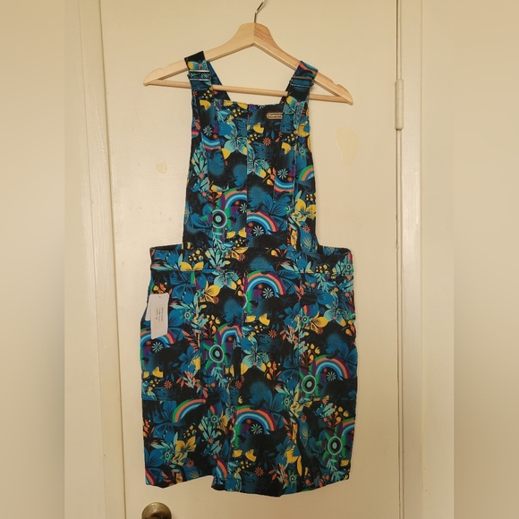 Run and Fly Rainbow Dinosaur Pinafore - Picture 3 of 7